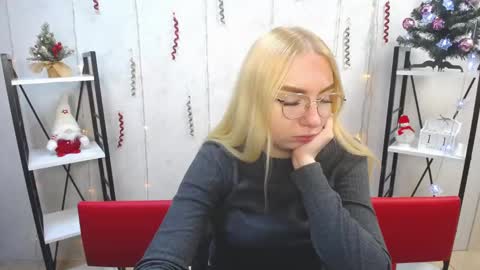 Snapshot of beatriceflyy chatting on January 11, 3:52 pm BeatriceFlyy online show from January 11, 3:52 pm