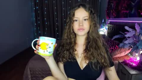 BeatriceWild online show from January 10, 12:10 pm