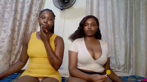 Chelsea and Raymond online show from October 26, 2:29 pm