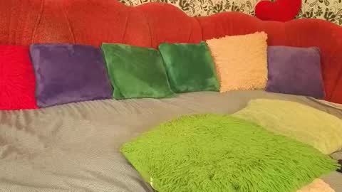 Gina online show from March 25, 7:48 am