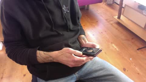 beautifulworld33 online show from October 29, 8:05 am