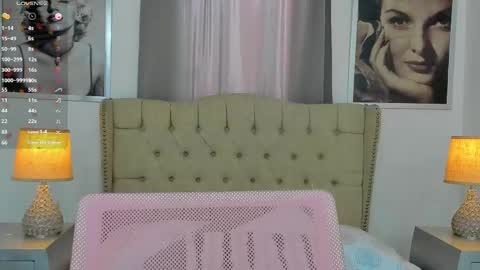 Ariana Reyes online show from November 6, 1:14 pm