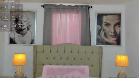 Ariana Reyes online show from October 8, 12:55 pm