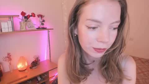 Eliise online show from October 3, 2:03 pm