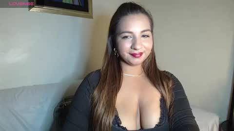 beautymoon26 online show from March 21, 8:19 am