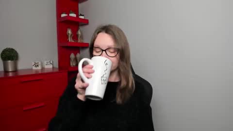 Zoe online show from September 25, 6:42 am