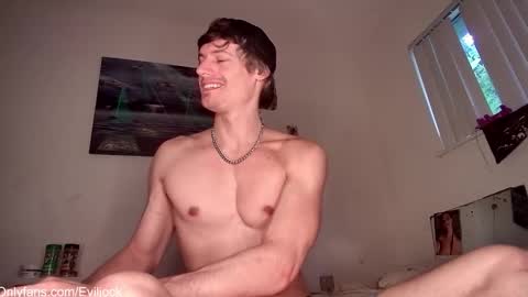 bebe  dust online show from October 21, 12:43 pm