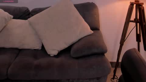 Am Becca online show from February 24, 11:57 am