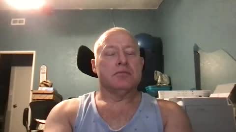 beckster online show from June 4, 6:08 am