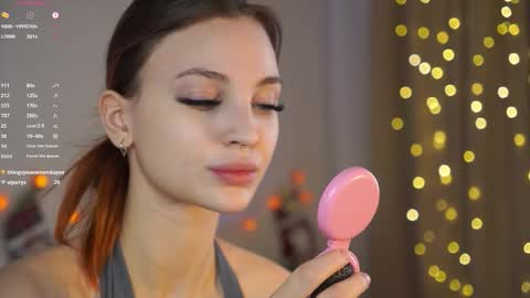 Melissa online show from February 7, 11:24 am