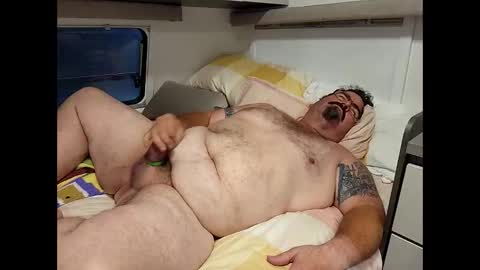 bedaddysslut3 online show from March 4, 3:33 am