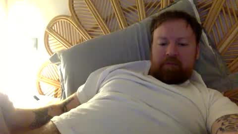 Snapshot of beewolf25 chatting on October 25, 2:56 am Beewolf online show from October 25, 2:56 am