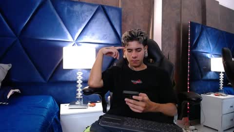 bel_sebu online show from April 11, 8:46 pm