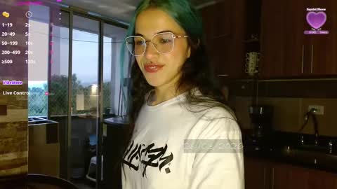   online show from March 26, 10:37 pm