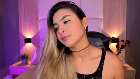 Bella cam online show from September 16, 7:28 pm