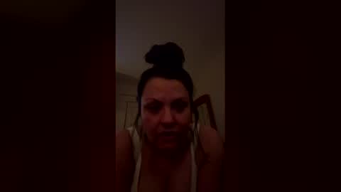 bella69rose online show from May 3, 9:37 am