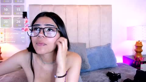 bella_girl69 online show from March 26, 3:45 am