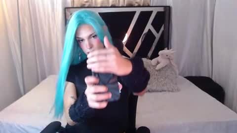 bella_gonvill online show from July 7, 5:53 am