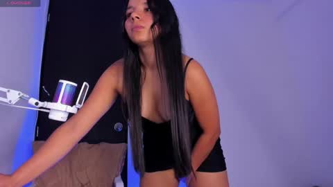 isabella online show from May 21, 12:06 am