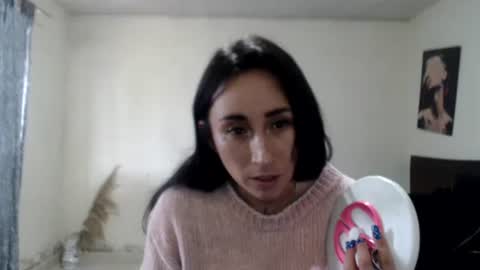 bella_luna34 online show from June 3, 4:45 pm