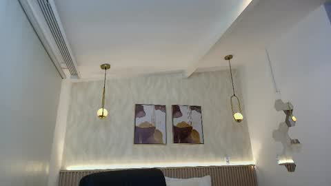 bella_millers online show from May 3, 5:19 pm