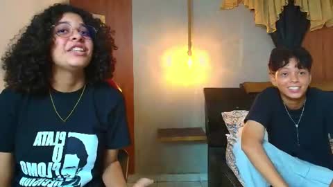 bella_muse_ online show from July 9, 1:53 am