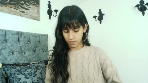 Bella online show from March 31, 1:50 am