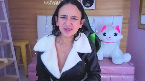 Bella online show from March 12, 12:53 pm