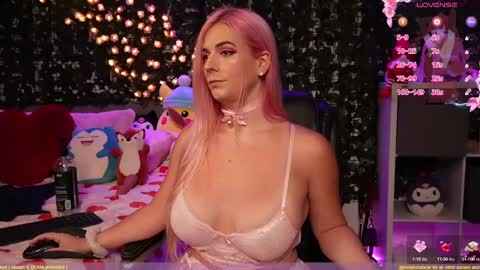 Bellalunabear trans   JadePlant Cis online show from February 17, 11:43 pm