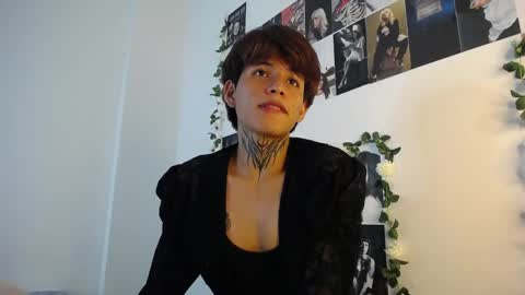 bellamy0955 online show from April 14, 3:32 am