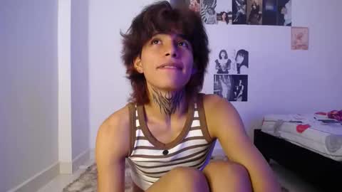 bellamy0955 online show from March 27, 8:21 pm