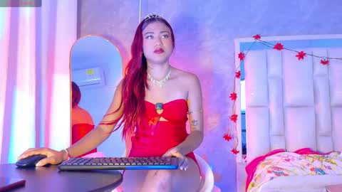 BellaSanderrs online show from April 18, 4:20 pm