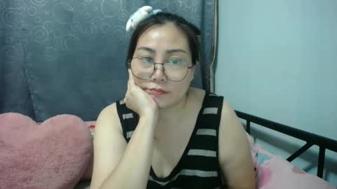 Bella online show from March 19, 1:55 am