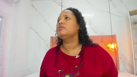 belle online show from April 21, 12:01 pm