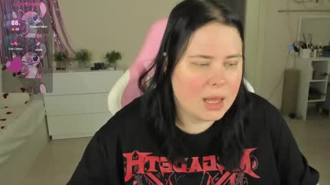 LinaBoo online show from June 1, 1:56 pm