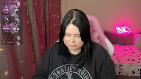 LinaBoo online show from February 3, 6:22 am