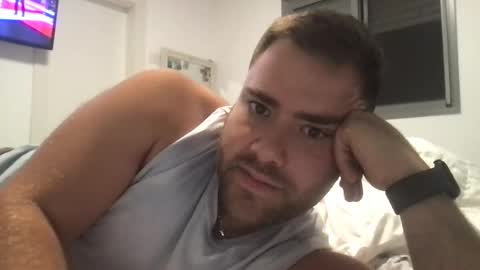 Snapshot of ben117 chatting on October 30, 6:52 pm ben117 online show from October 30, 6:52 pm