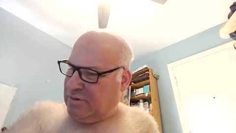 Bendavewill online show from February 19, 11:09 am