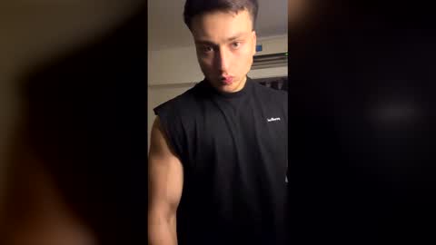 benicio03 online show from April 20, 2:14 am