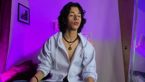 benjamin_fiore online show from December 10, 5:28 am