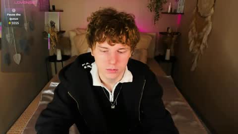 Benjamin online show from April 25, 9:55 am