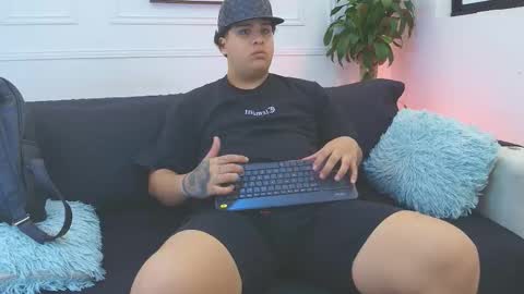 bennett_alejoo online show from November 29, 7:21 pm