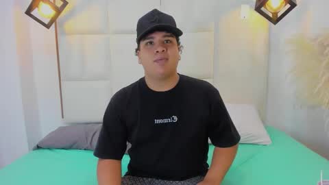 bennett_alejoo online show from September 22, 9:30 pm