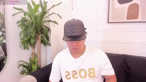 bennett_alejoo online show from September 21, 4:55 pm