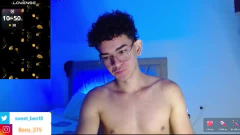 Snapshot of benny__1 chatting on October 3, 2:03 pm ben online show from October 3, 2:03 pm