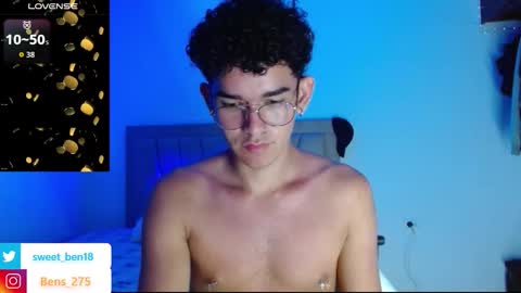 Snapshot of benny__1 chatting on October 21, 3:00 am ben online show from October 21, 3:00 am