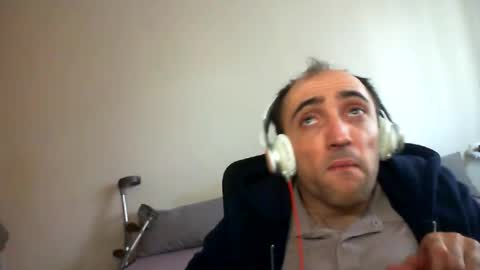 bentish online show from February 7, 1:47 pm