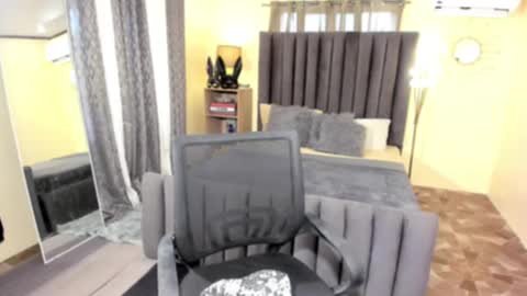 bentlyfuck online show from March 3, 2:58 am