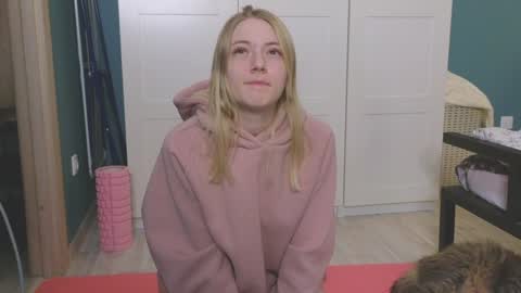 Snapshot of benty_bunny chatting on January 25, 11:23 am Alice online show from January 25, 11:23 am