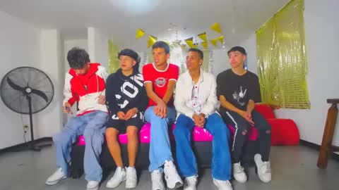 benz boys online show from February 28, 12:09 pm